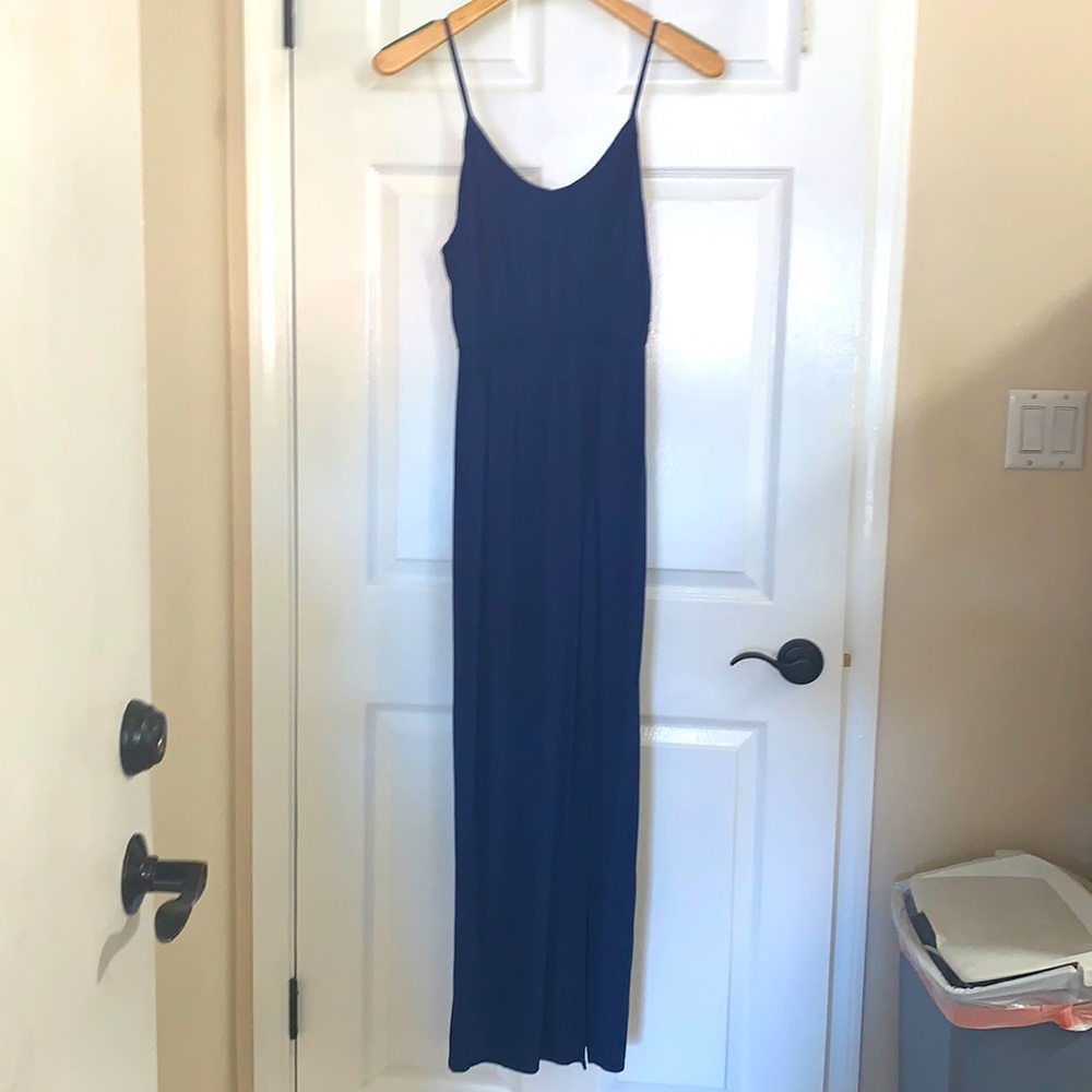 Lulu’s Navy maxi dress. Adjustable straps, slit in front of dress size small